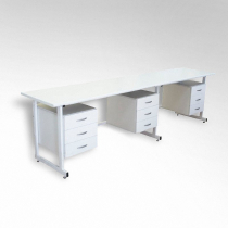 Стол 3-х тумбовый для лабораторных работ 2500*600*850 ЛДСП - «globural.ru» - Серов